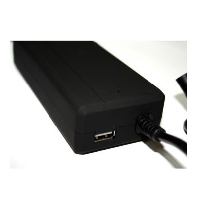 Cargador Portátil Universal Coolbox 90W